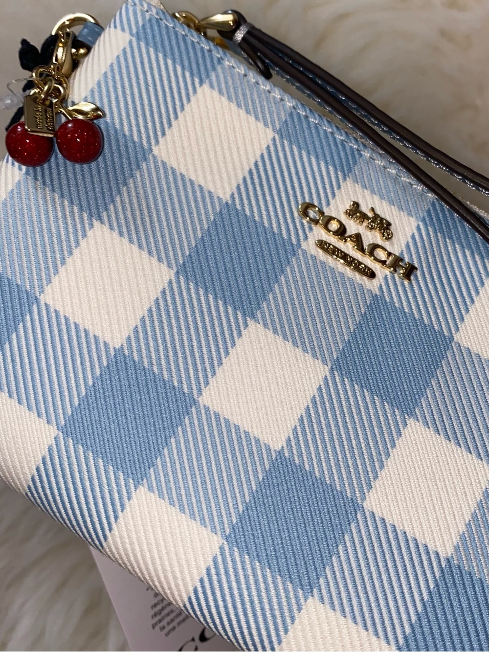 Coach 🍒 Corner Zip Wristlet With Gingham Print And Charm New